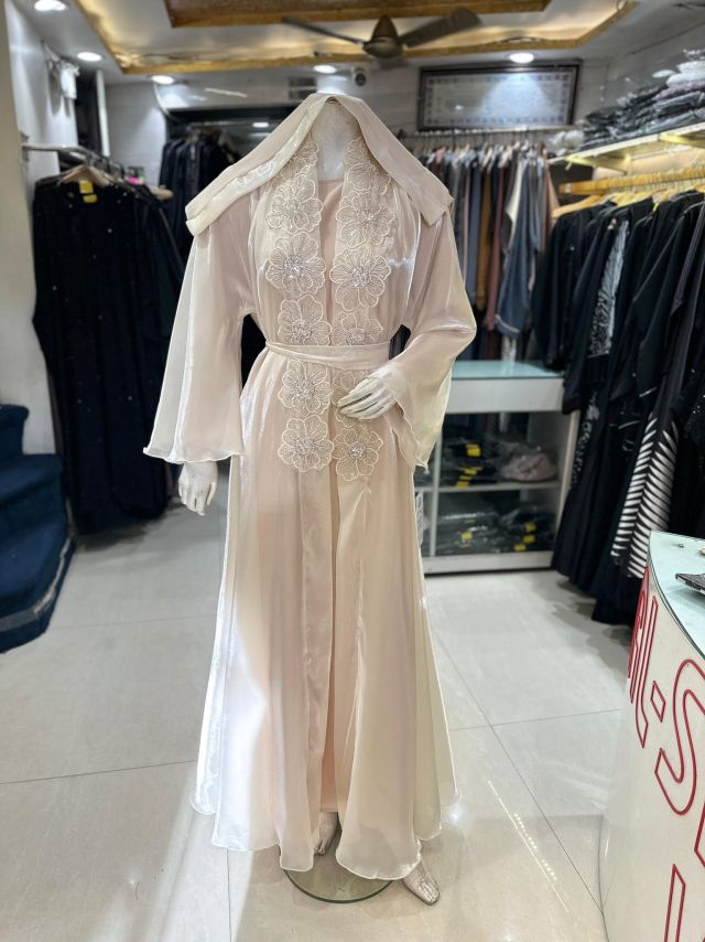 ROBE DE LUXE